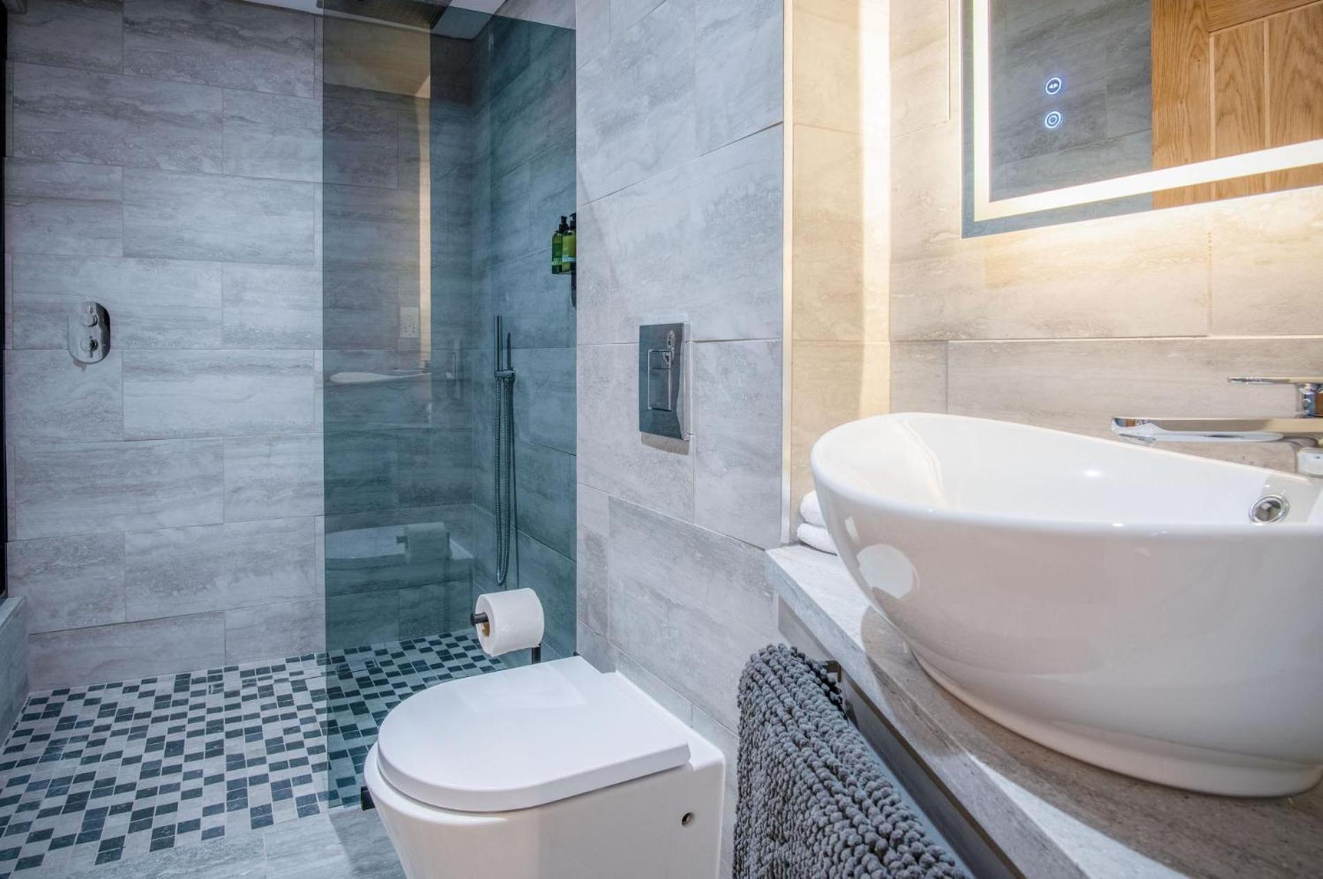 Suite 2 - Sleeping Giant Hotel - Pen Y Cae Inn Brecon Luaran gambar
